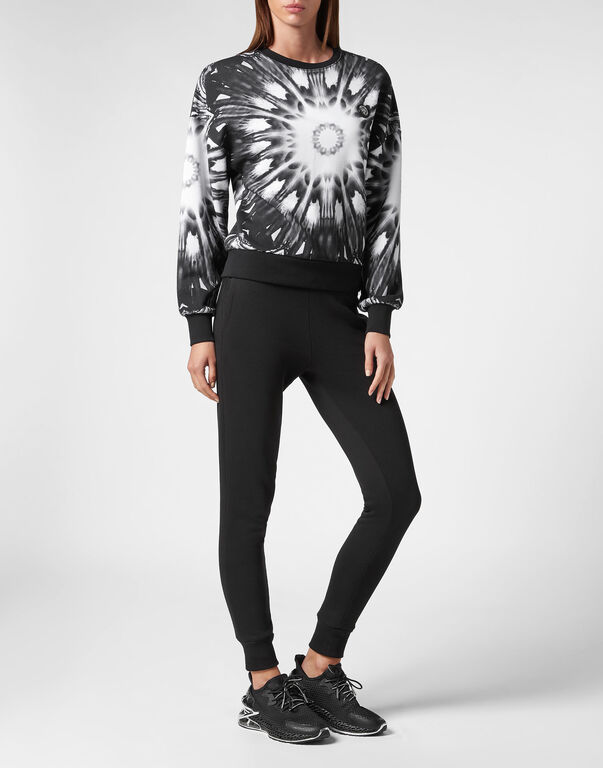 Cropped Roundneck Optical Flower
